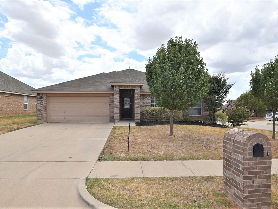 1st image of 2202 Taylor Dr
