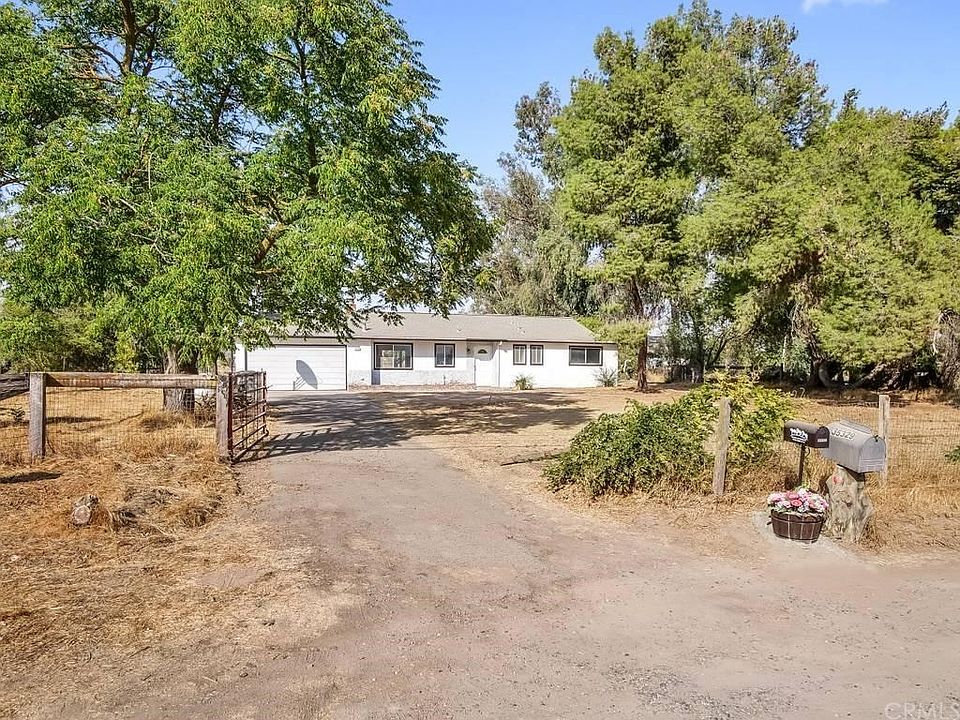 1st image of 35329 Avenue 13 1/4