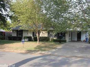 317 S Adcock St, Dumas, AR 71639