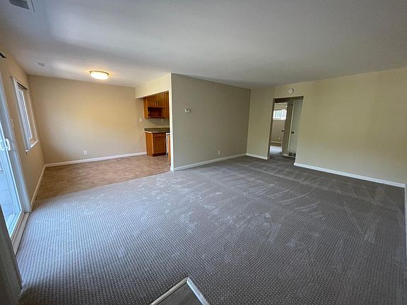 5th image of 3 Mulberry Ct APT 17