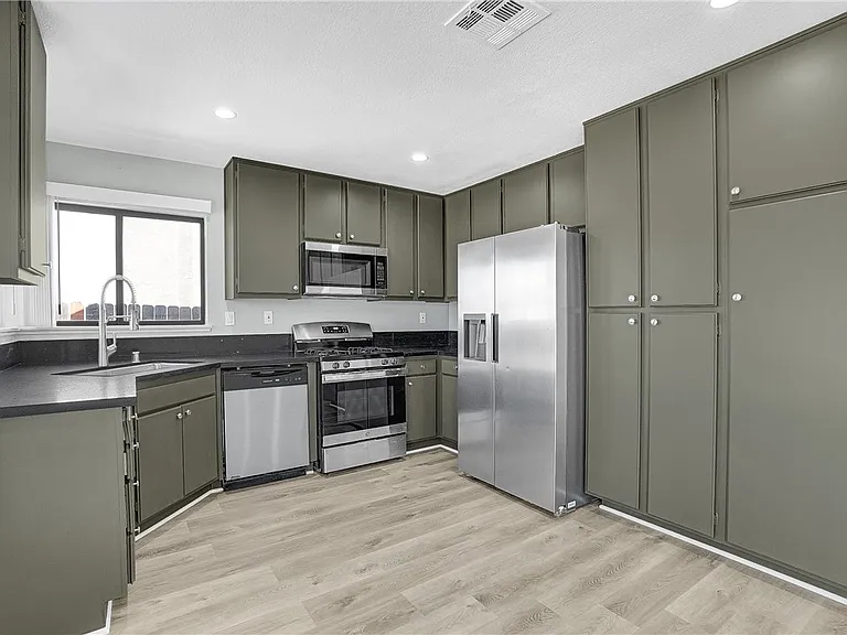 1721 Viridan Ave #1721 — Photo 1