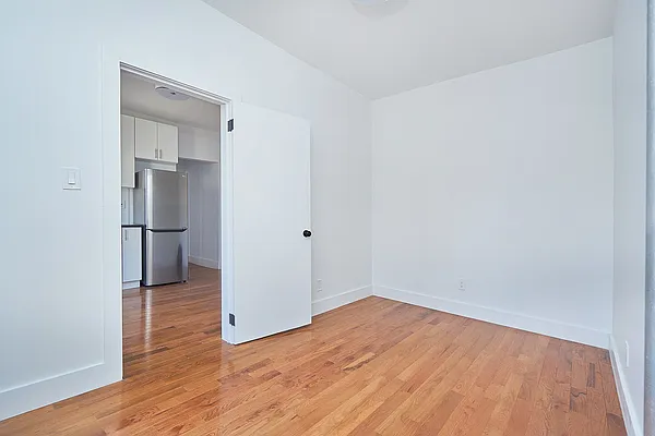 Rented by Compass | media 21