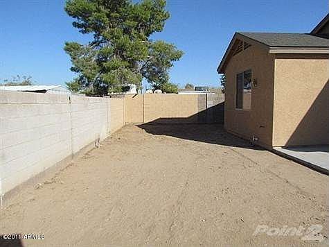 20111101175021171916000000-o