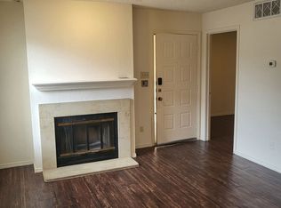 1741 Crest Grove Dr, Arlington, TX 76012