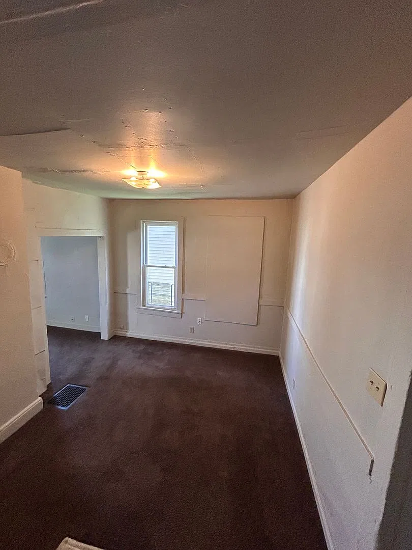 327 Brandriff St. — Photo 4