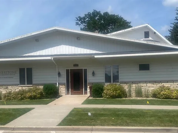 181 S Main St, Markesan, WI 53946