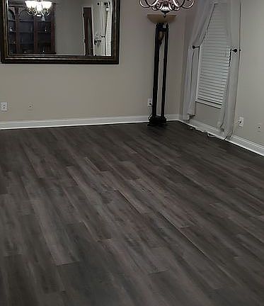 5th image of 114 Welch Ln