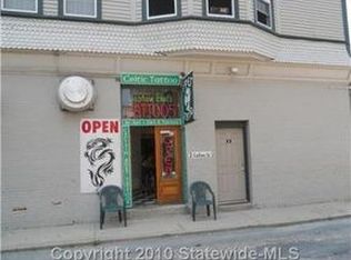 4 Collins St, Newport, RI 02840