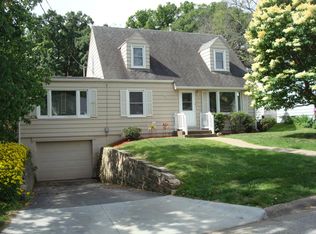 916 Eisenhower St, Muscatine, IA 52761