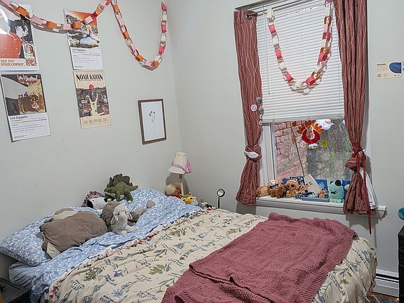 5th image of 23 Sheafe St