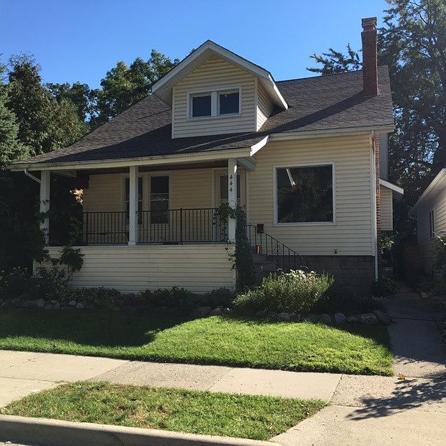 1st image of 444 E Woodland St
