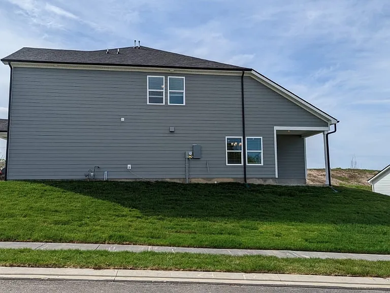 1411 Alabaster Ln — Photo 4