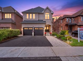 3365 Destination Dr, Mississauga, ON L5M7W6