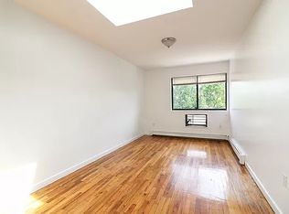54-14 73rd Pl #2R, Maspeth, NY 11378