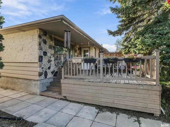 135 Broadway Avenue, Regina, SK S4N 1B2
