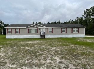 512 Coffee County Club Rd, Hortense, GA 31543