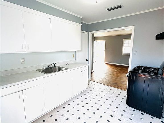 4th image of 509 Alabama Ave SE
