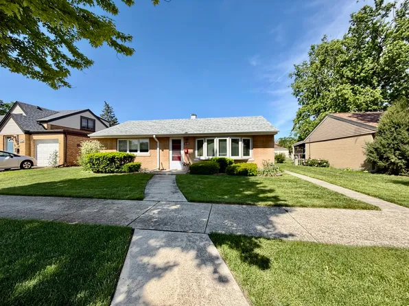 4138 Custer Ave, Brookfield, IL 60513