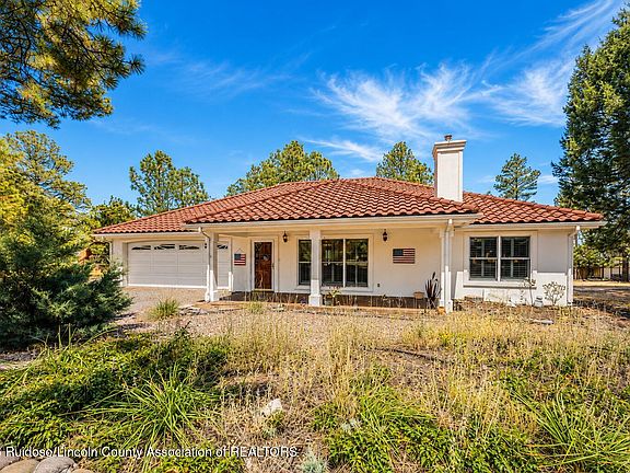 2nd image of 1384 High Mesa Rd