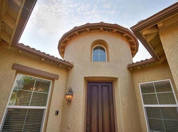3rd image of 6824 Salvaterra Cir