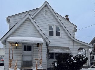 1156 Clifton Ave, Akron, OH 44310