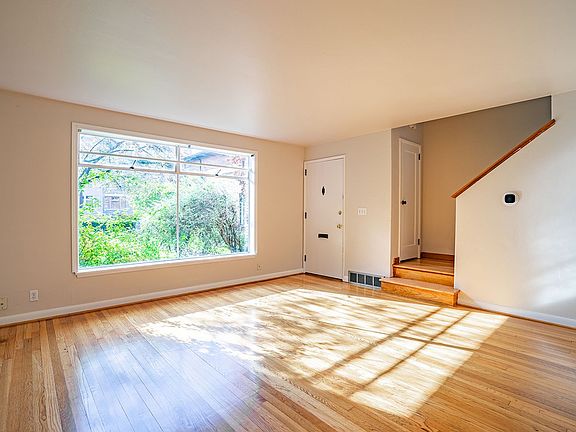 4th image of 700-742 E Olive St #1704-706