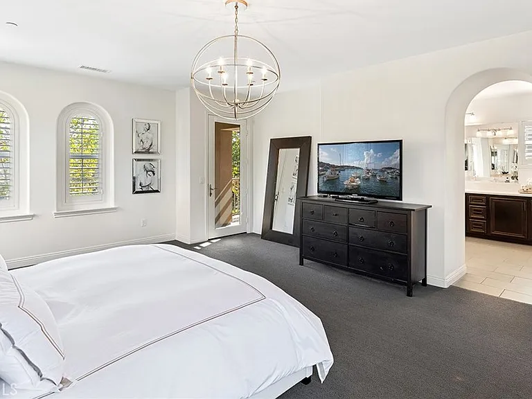 11 Golf Dr — Photo 28