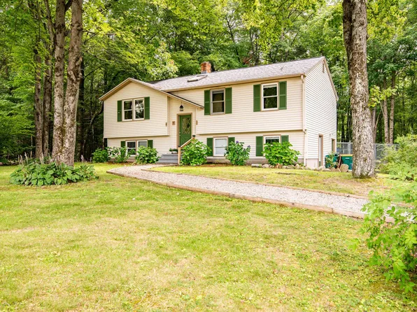 4 Birchwood Avenue, Rochester, NH 03867