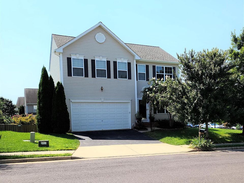 1st image of 1905 Meadow Lark Dr
