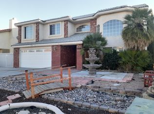 13225 Seagull Ln, Victorville, CA 92395