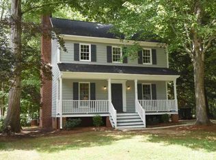 7013 Sandringham Dr, Raleigh, NC 27613