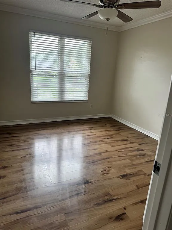 3 bed, 2.0 bath, 1782 sqft, $2,600 — Photo 4