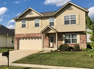 912 Silverlink Dr, O Fallon, IL 62269