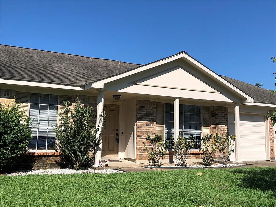 1st image of 2018 Windy Meadow Dr