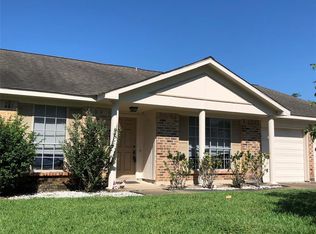 2018 Windy Meadow Dr, Sugar Land, TX 77478