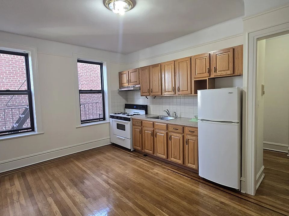 1st image of 22-18 42nd St #B3