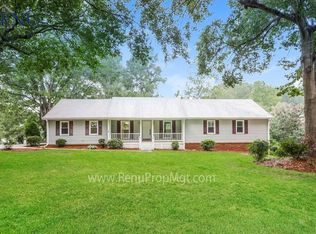 235 Oak Shores Dr, McDonough, GA 30253