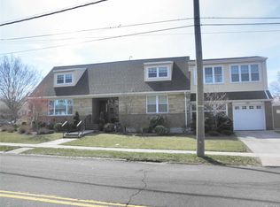 14916 33rd Ave, Flushing, NY 11354
