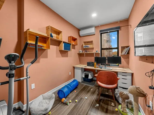 1214 Cortelyou Road image 8 of 10