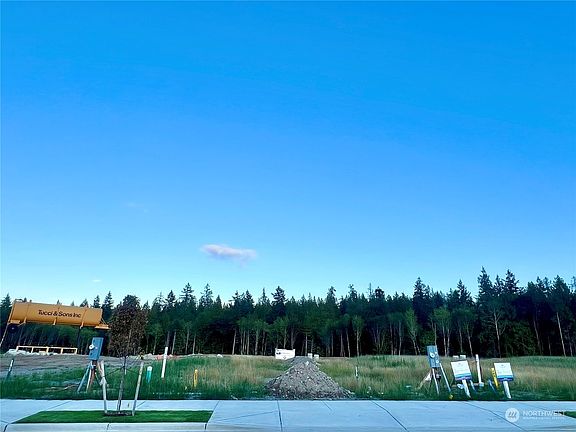 3rd image of 3848 McCormick Village Drive #06