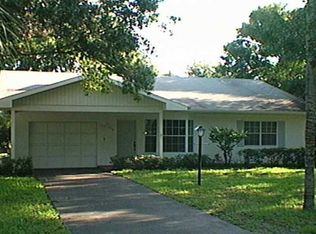 1876 10th Pl, Vero Beach, FL 32960