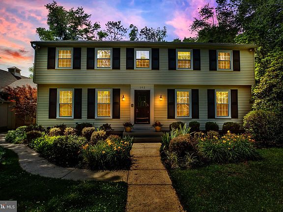 2nd image of 102 Indian Spring Ln