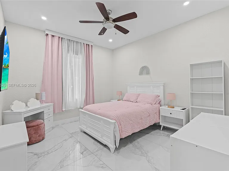 11302 NW 9th St — Photo 44