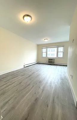 Rented by Corcoran | media 3