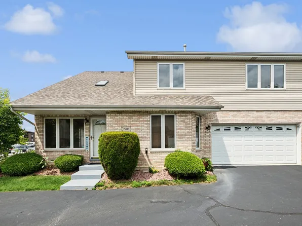 7908 W Tameling Ct, Palos Hills, IL 60465