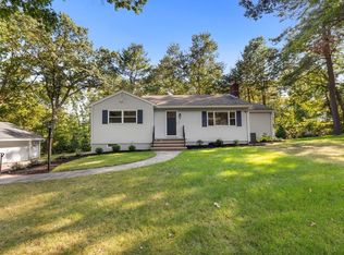 2 Woodman Ridge Rd, Andover, MA 01810