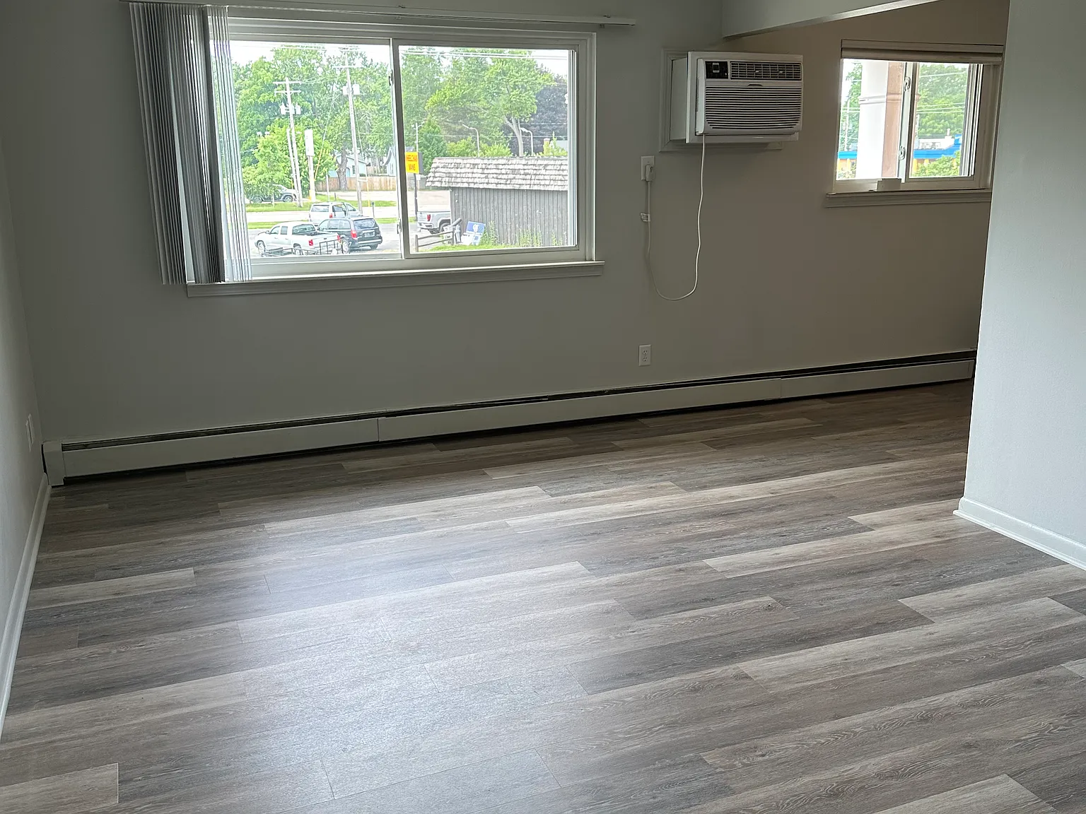 4224 Dallas Ave — Photo 2