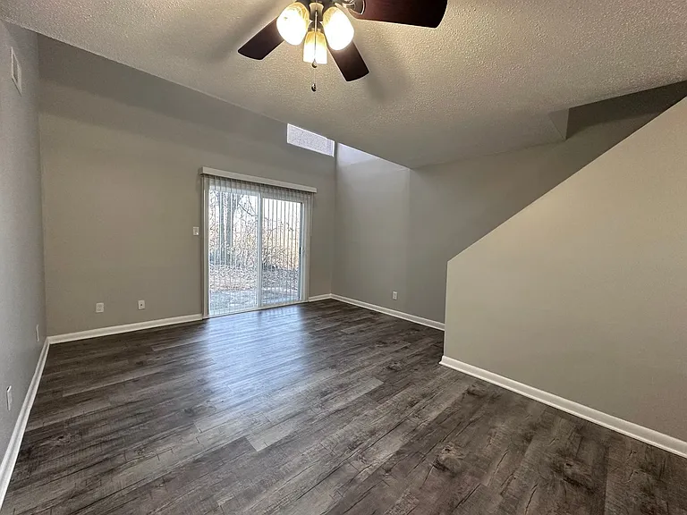 The Hammond Apartments — Photo 45