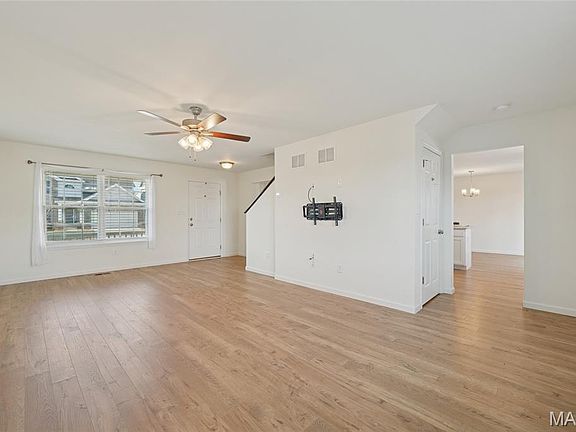 4th image of 4909 Arbors At Stonegate Ct