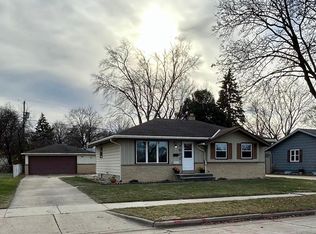 7001 W Clovernook St, Milwaukee, WI 53223
